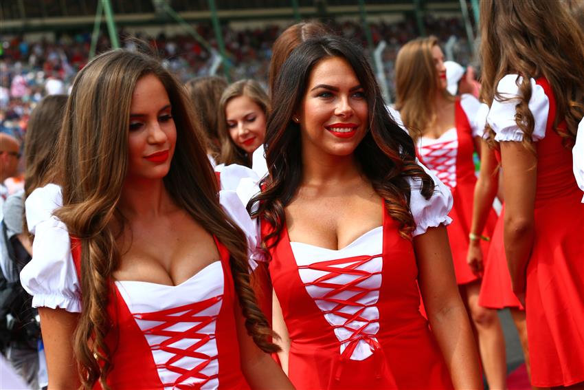 Hungarian circuit grid girls